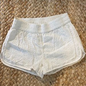 White lace shorts